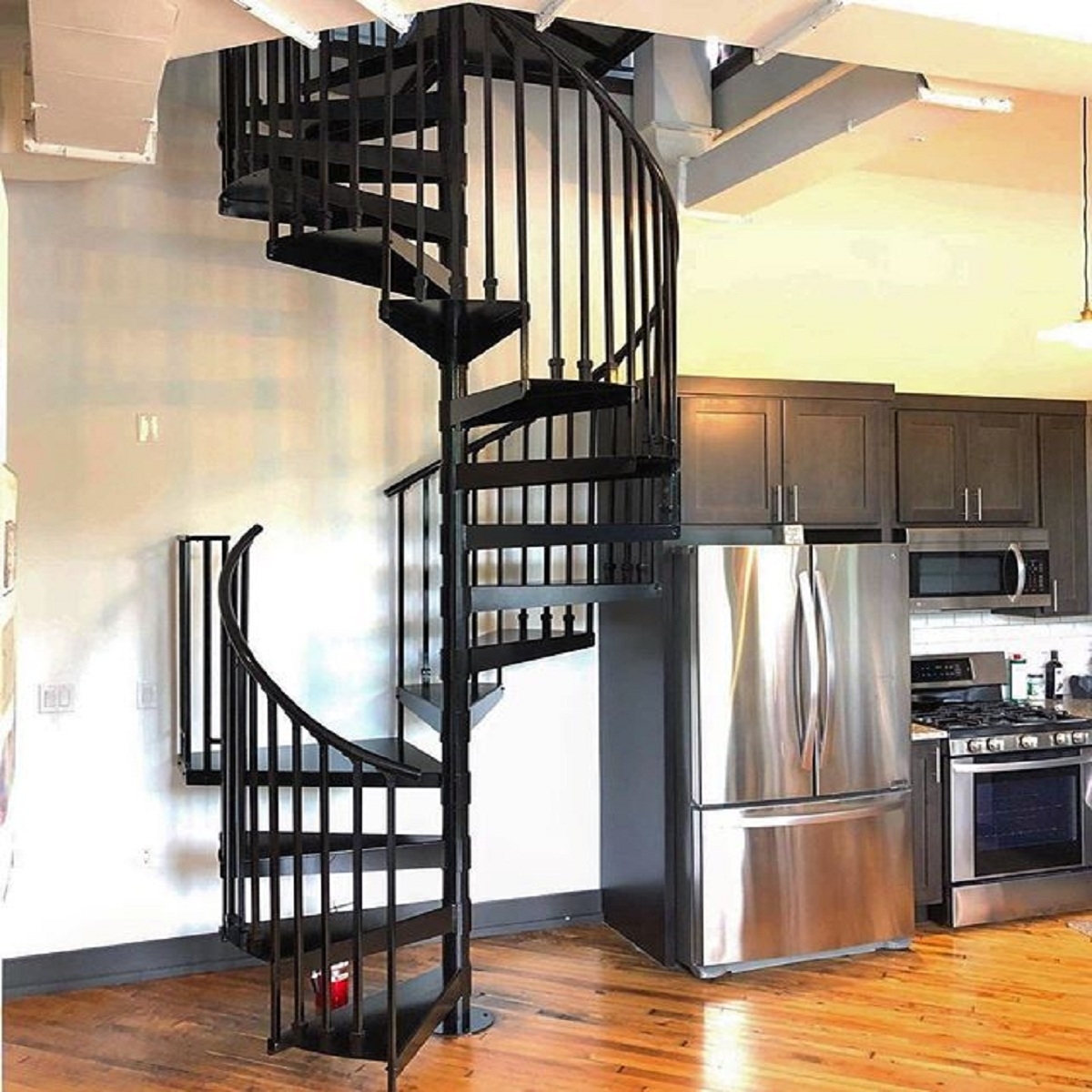 Фото и цены лестниц в стиле лофт